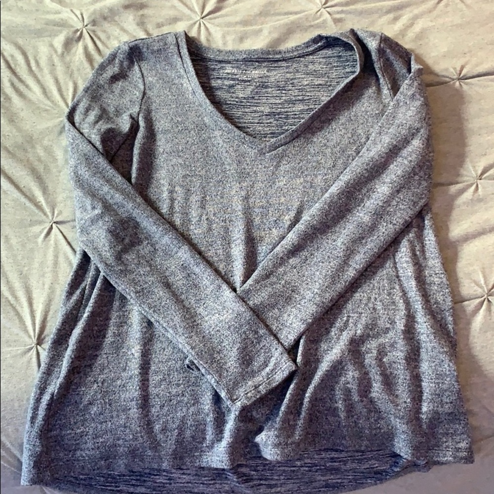 Long sleeve soft blue top